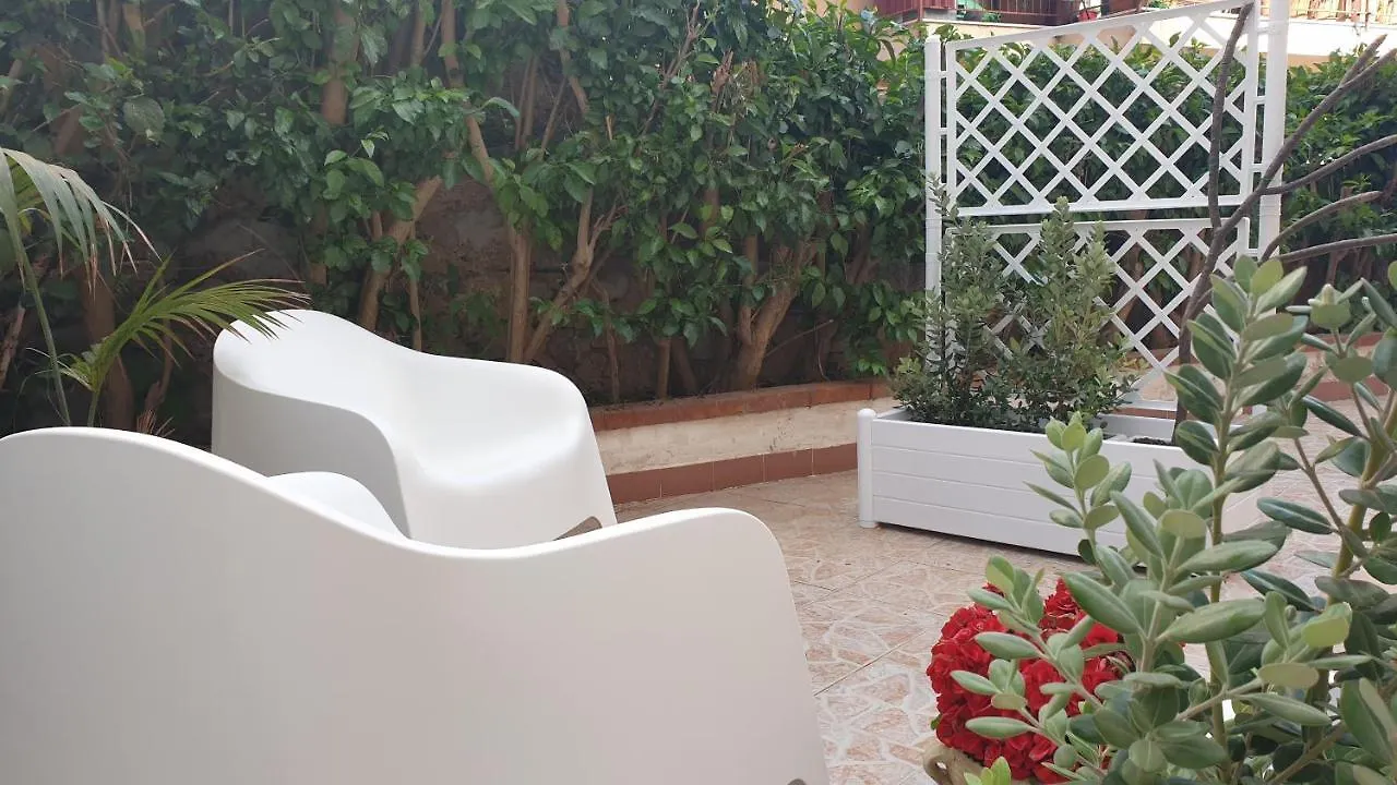 La Pomelia Apartment Palermo